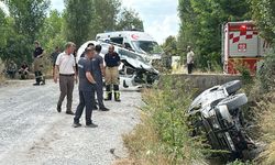 Çarpışmanın etkisiyle kontrolden çıkan cip kanala uçtu: Yaralılar var!