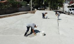 Karşıyaka'da Cumhuriyet Mahallesi'ne kaykay pisti yapılıyor