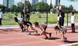 Karşıyaka'da yaz tatili sporla geçiyor
