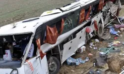 Katliam gibi kaza! Suriye'de iki yolcu otobüsü çarpıştı: 35 ölü, 30 yaralı