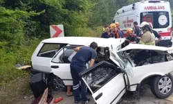 Kontrolden çıkan tırın dorsesi faciaya neden oldu: 1 ölü, 2 yaralı