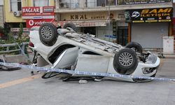 Kontrolden çıkan otomobil devrildi; 2 kişi öldü, 3 kişi yaralandı