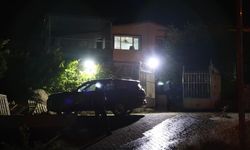 Kurşunlar evin içine yağdı: 4 yaralı, şüpheliler firarda
