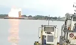 Paraguay Nehri'nde LPG yüklü tankta patlama: 5 ölü