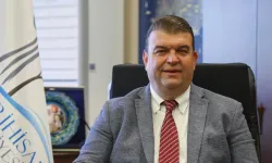 Seferihisar Belediye Başkanı İsmail Yetişkin görevden uzaklaştırıldı
