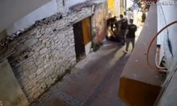 Silahla vuruldu, yerde darbedildi! Olayın görüntüleri ortaya çıktı
