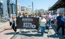 Srebrenitsa'da katledilen canlar Karşıyaka'da anıldı