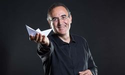 Sunay Akın kimdir, kaç yaşında? Sunay Akın nereli, kitapları neler?