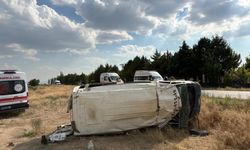 Tarım işçilerini taşıyan minibüs devrildi: 7'si çocuk 17 kişi yaralandı