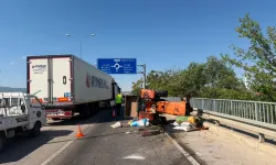 Otomobille çarpışan traktör devrildi, sürücü hayatını kaybetti