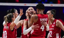VNL'de şampiyon Filenin Sultanları