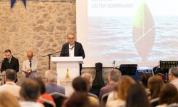 Uluslararası Eleştirel Eğitim Konferansı'nın İzmir'de açılışı yapıldı