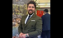 Yaralılara yardım etmek isterken başka bir otomobilin çarpmasıyla öldü
