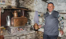 70 yıllık taş kahvehanenin 93 yaşındaki işletmecisi Osman Koyun hayatını kaybetti