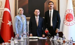 Bakan Gürlek, Muhsin Yazıcıoğlu’nun ailesiyle görüştü