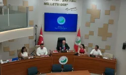 Balçova Belediye Meclisi’nde gündem istifa ve göreve iade çağrısı