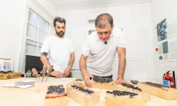 Başkan Tugay Basmane’nin asırlık basma geleneğini deneyimledi
