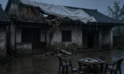 Çin'de duvar çöktü: 5 ölü, 17 yaralı