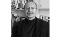 DEÜ’nün acı kaybı: Emekli Öğretim Görevlisi Ahmet Demirci hayatını kaybetti