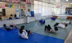 Efeler Belediyesi çocukları judoyla buluşturdu