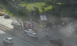 İETT otobüsü sitenin bahçe duvarına çarptı! Çok sayıda yaralı var