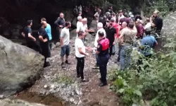 İki kardeş uçurumdan düşerek hayatını kaybetti