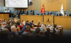 İzmir Büyükşehir Meclisi’nde kritik kararlar: Borçlanma ve kentsel dönüşüm masada