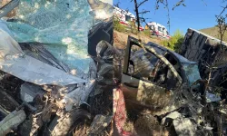 İzmir'de feci kaza: Otomobil ile otobüsün çarpıştığı kazada 2 kişi öldü