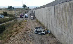 İzmir plakalı otomobil kazası aileyi ayırdı: Baba öldü, eşi ve çocukları yaralandı