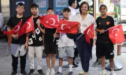 Karabağlar 30 Ağustos’u coşkuyla kutladı