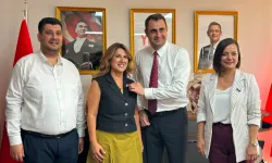 Karabağlar’da meclis çoğunluğu YENİ Parti’ye geçti