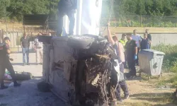 Karşı şeride geçen otomobil devrildi: Aynı aileden 1 ölü, 3 yaralı