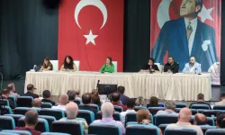 Konak Meclisi olağanüstü toplandı: Yeni komisyon üyeleri belirlendi