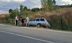 Kontrolden çıkan otomobil şarampole savruldu: 4 yaralı!