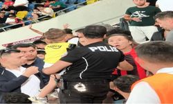 Maçta küçük çocuğun formasını çıkarttırmıştı: Şüpheliye ev hapsi!