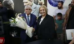 Menderes Belediye Başkan Vekili Asuman Şen görevi devraldı