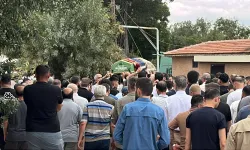 Motosiklet otomobille çarpıştı: 19 yaşındaki genç hayatını kaybetti