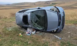 Otomobil şarampole devrildi: 1’i bebek 3 yaralı