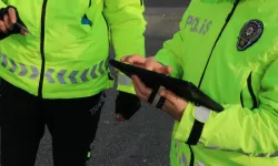 İzmir'de trafikte tartışan kadın sürücülere ve yolcuya 540 bin lira ceza