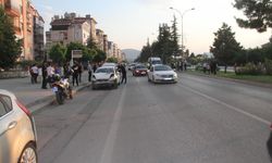 Üç otomobil birbirine girdi: 3 yaralı!