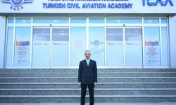 Uraloğlu açıkladı: Havalimanlarının yolcu kapasitesi 7 kat arttı