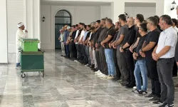 Otomobilin çarptığı 3 yaşındaki kız çocuğu hayatını kaybetti