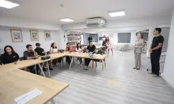 Konak’ta gençler için yapay zeka atölyesi düzenlendi