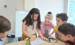 Bayraklı’da yaz tatili atölyelerle renklendi