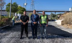 Bornova’da tehlike oluşturan yola acil müdahale