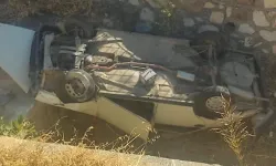 İzmir Bayındır'da çaldıkları otomobille dereye uçtular