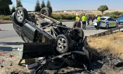 Direksiyon hakimiyetini kaybetti, takla attı; hastaneye kaldırılan sürücü öldü