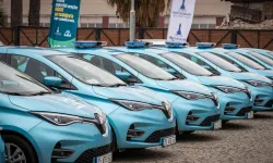 İzmir Büyükşehir Belediyesi elektrikli araçlarla 7,5 milyon kilometre yol kat etti