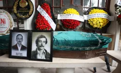 Gazeteci Ahmet Çipli Urla’da toprağa verildi