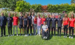 Göztepe’nin yıldız sporcuları Mehmet Sepil’le buluştu